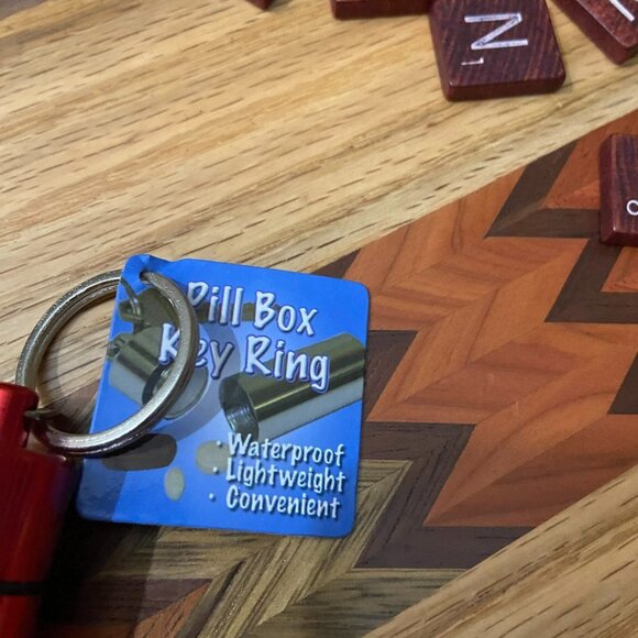 Red - Pill Box Key Ring - Picture 4 of 4